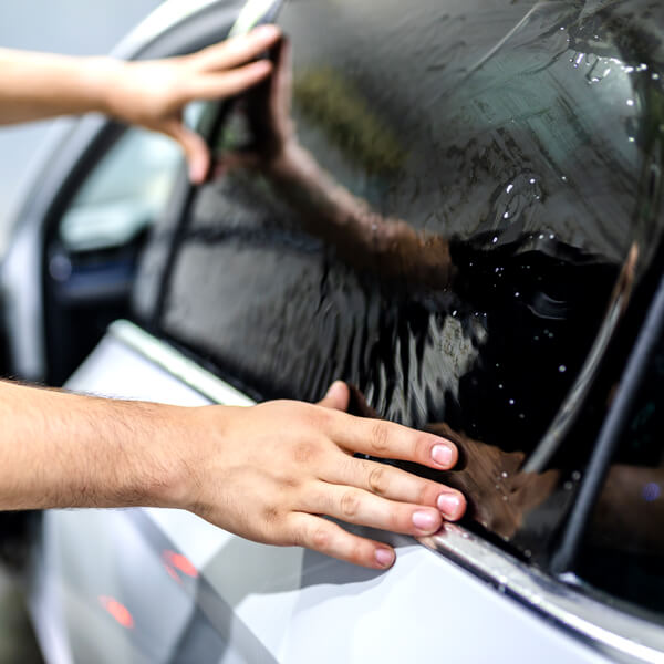 Decorazioni Automezzi Milano - Wrapping Finestrini Auto